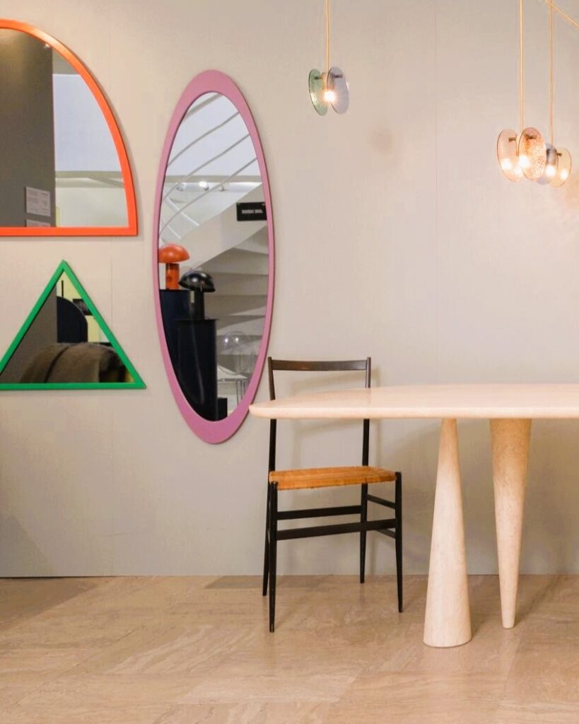 Miroirs métal - Décoration - Mobilier - Agencement