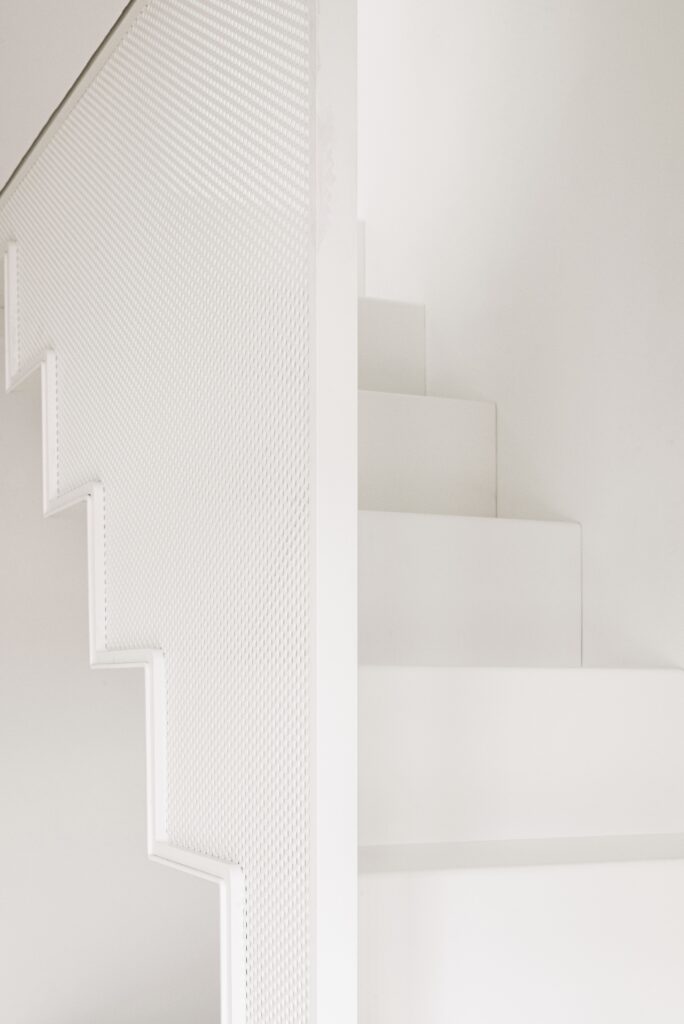 Escalier en acier et tôles perforées Annecy
