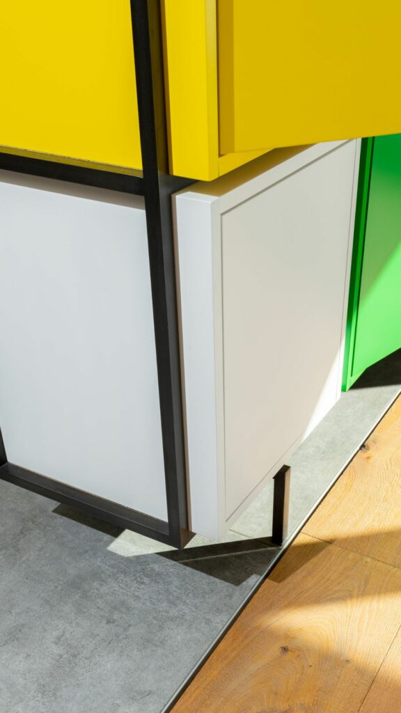 Meuble en acier - Décoration - Agencement