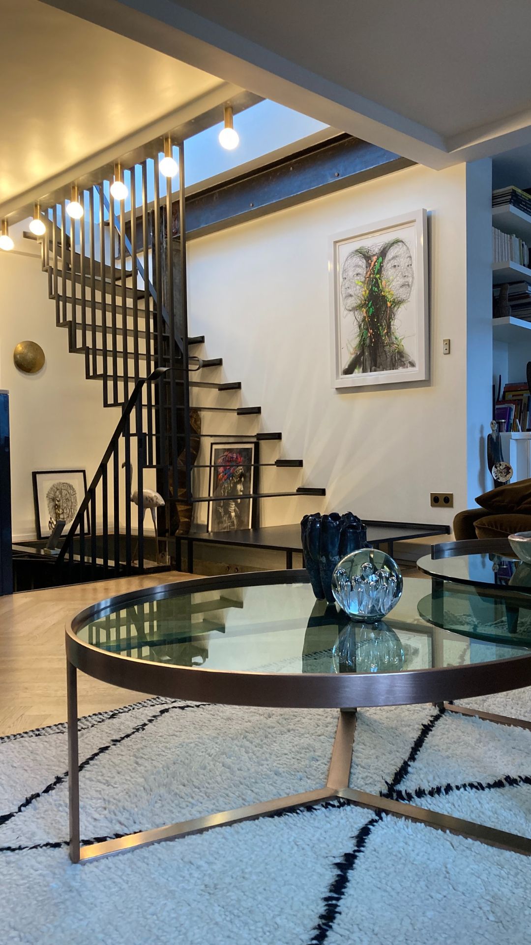 Escalier métal claustra patiné